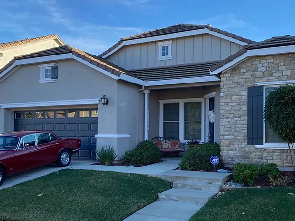 House painting with a beautiful car